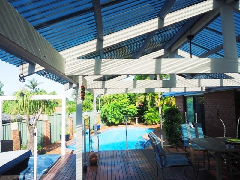70 Parkes Drive, Helensvale QLD 4212