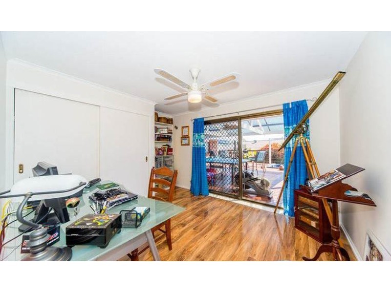 70 Parkes Drive, Helensvale QLD 4212