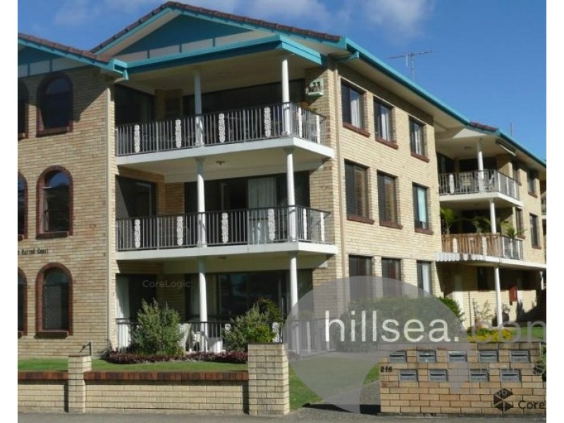 4/218 Marine Parade, Labrador QLD 4215