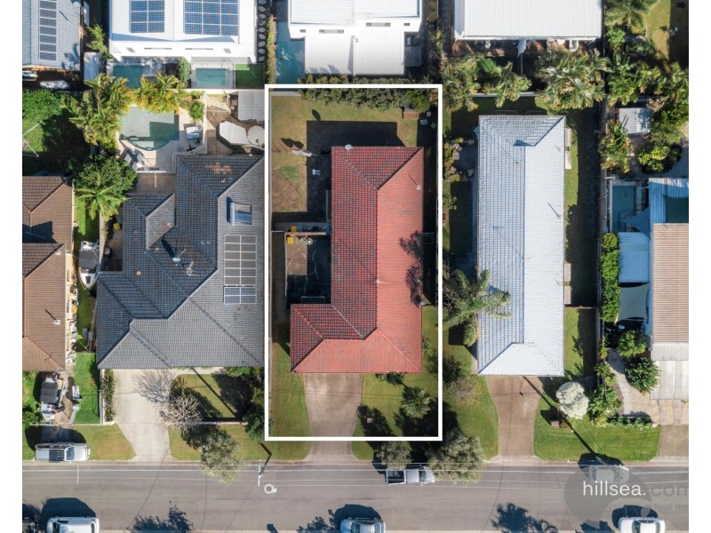 20 Donald Avenue, Paradise Point QLD 4216