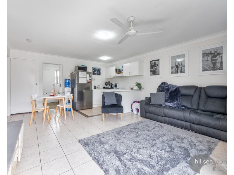 20 Donald Avenue, Paradise Point QLD 4216
