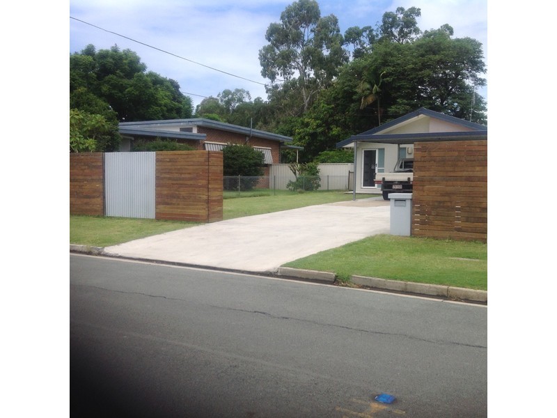 7 Nalkari Street, Coombabah QLD 4216