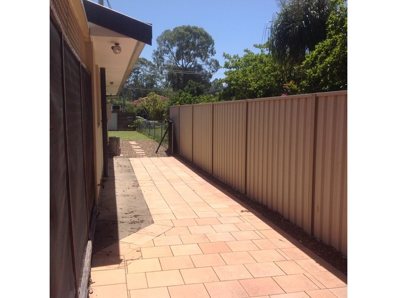 7 Nalkari Street, Coombabah QLD 4216