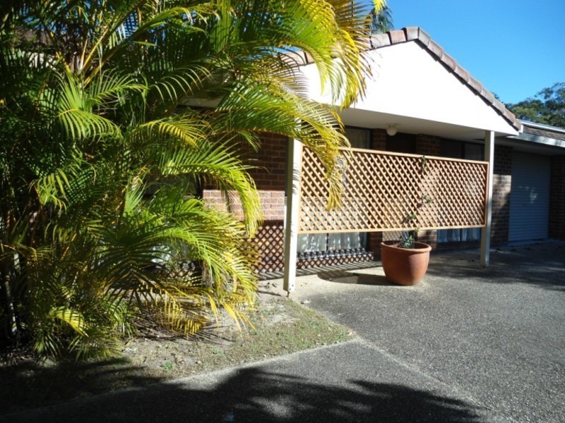 1/22 Nina Parade, Arundel QLD 4214