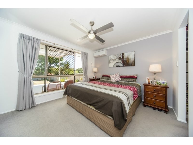 26 Ashburton Close, Arundel QLD 4214