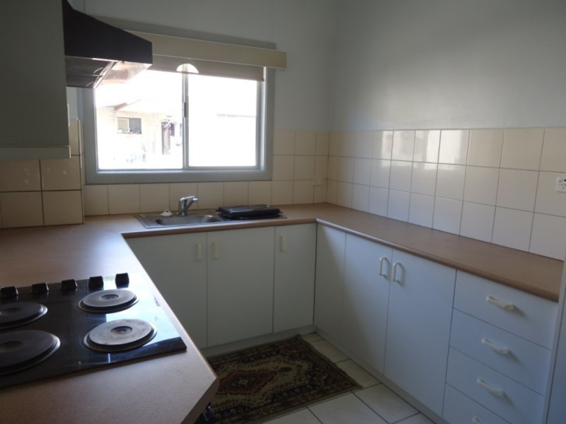 9/33 Ahern Street, Labrador QLD 4215