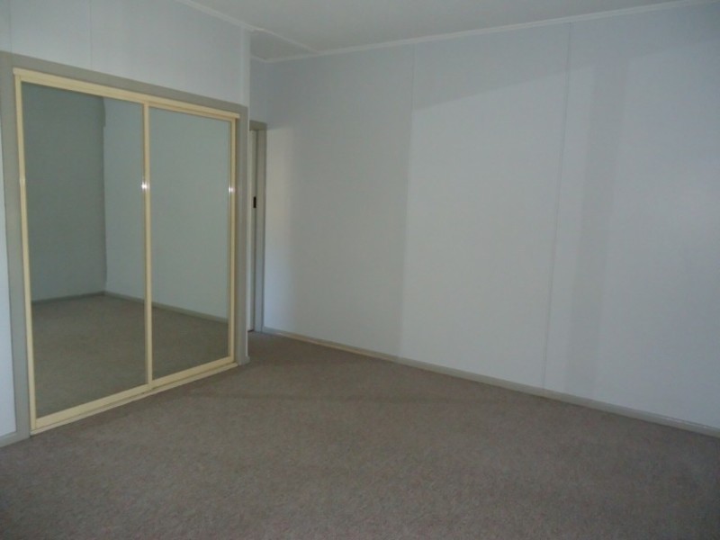 9/33 Ahern Street, Labrador QLD 4215