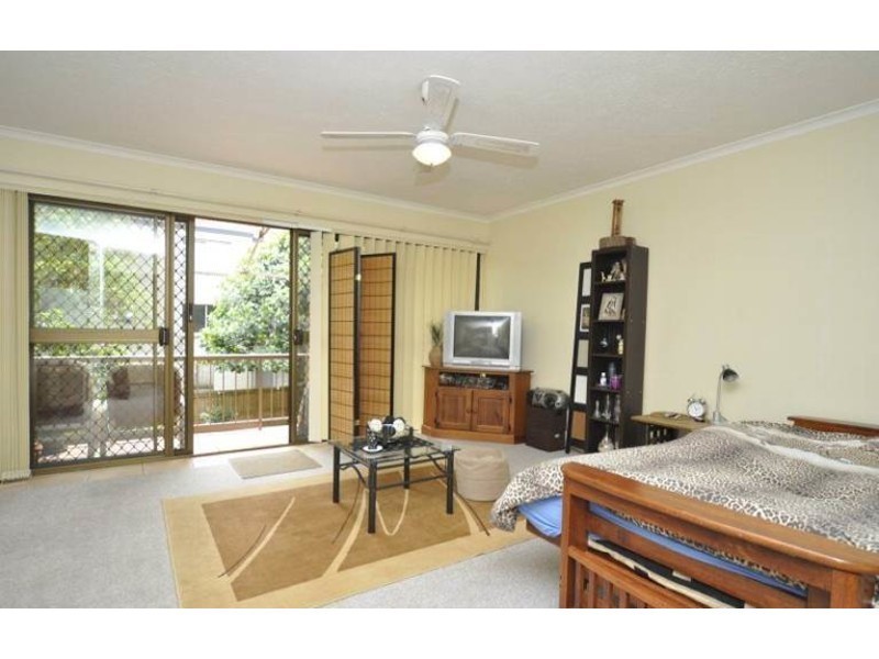 25/160 Frank Street, Labrador QLD 4215