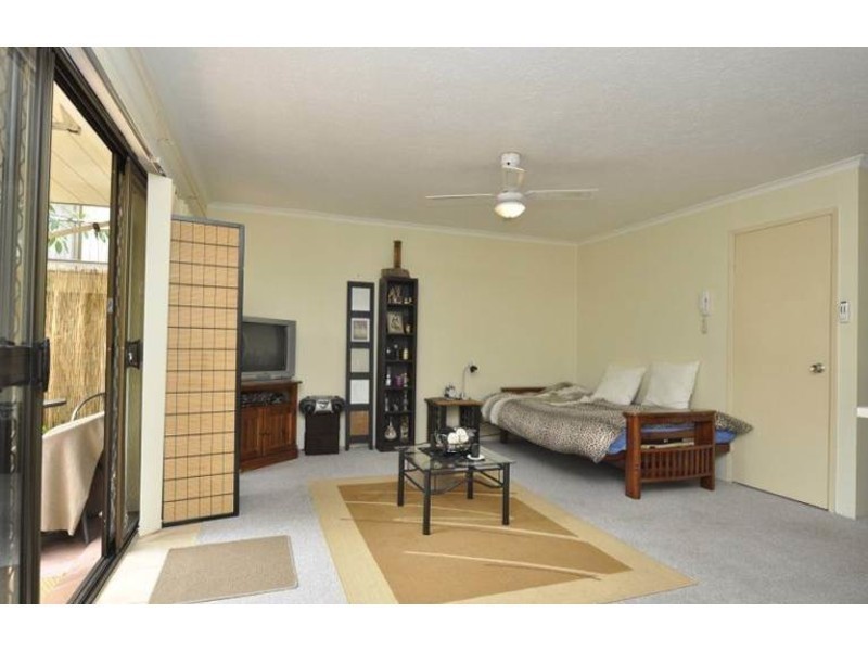 25/160 Frank Street, Labrador QLD 4215