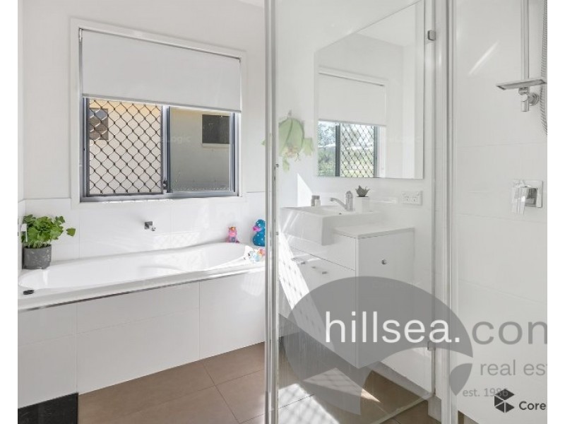 2/19 Joshua Place, Oxenford QLD 4210