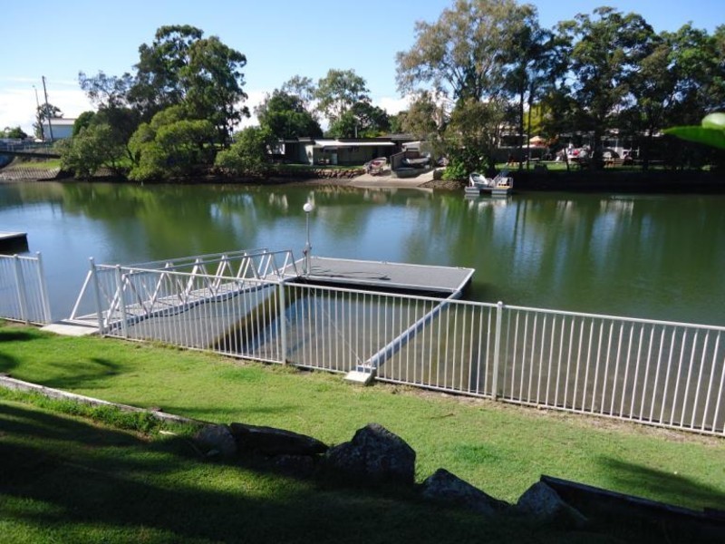 8 Clipper Court, Biggera Waters QLD 4216