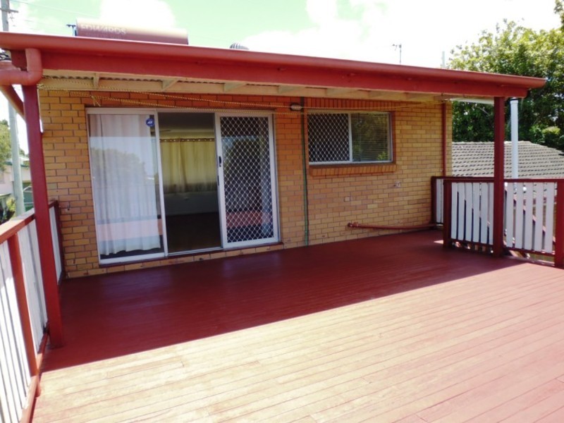 19 Ashbourne Terrace, Biggera Waters QLD 4216