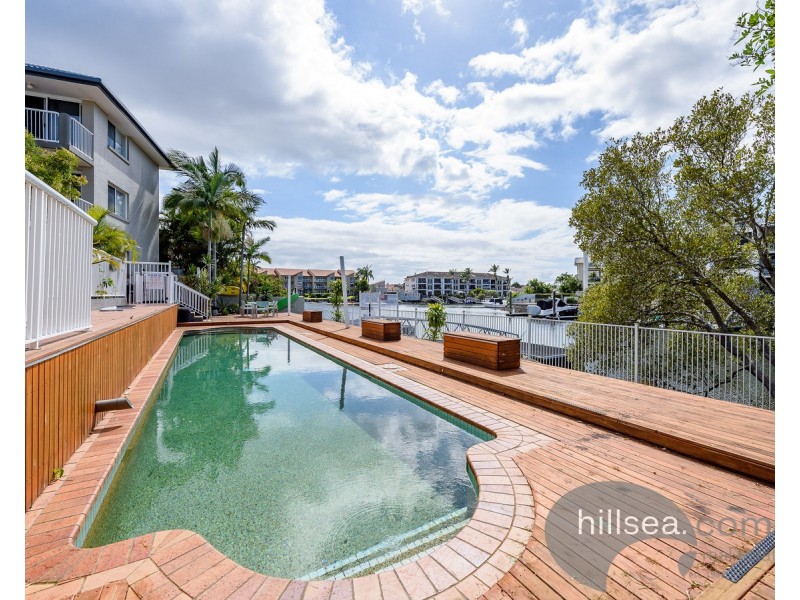 31/75-77 Bayview Street, Runaway Bay QLD 4216
