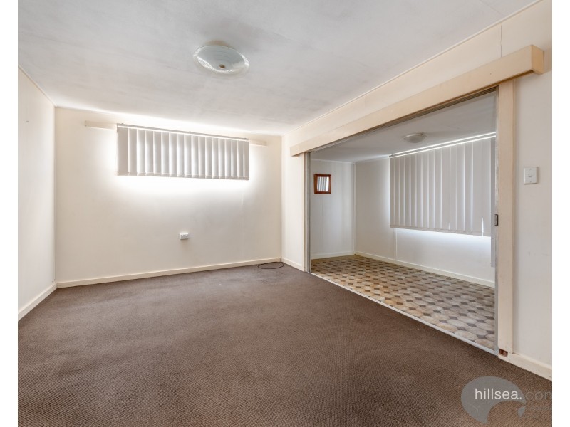 24 Jacaranda Avenue, Hollywell QLD 4216