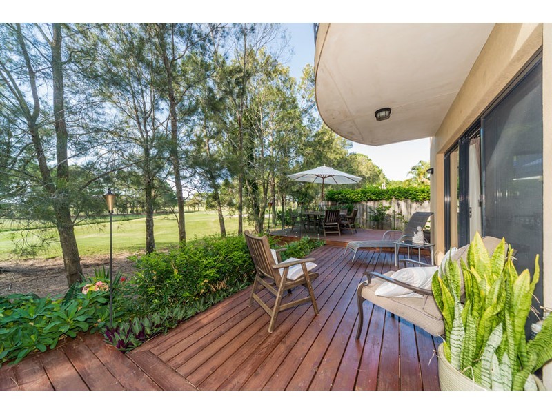 41 Ballybunyon Crescent, Hope Island QLD 4212