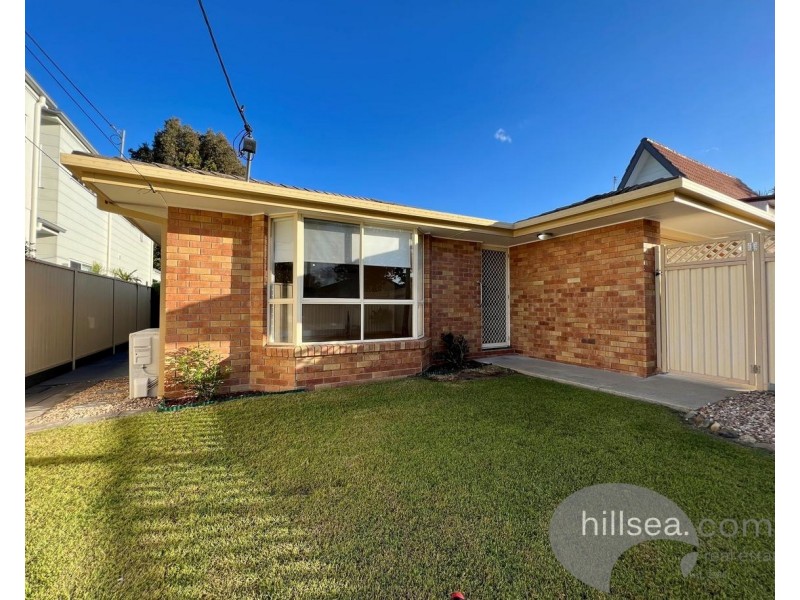 1/28 Drake Avenue, Paradise Point QLD 4216