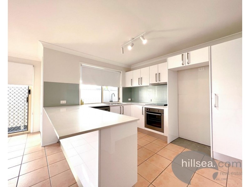 1/28 Drake Avenue, Paradise Point QLD 4216