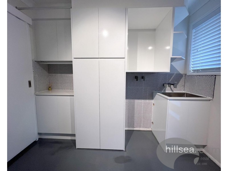 1/28 Drake Avenue, Paradise Point QLD 4216