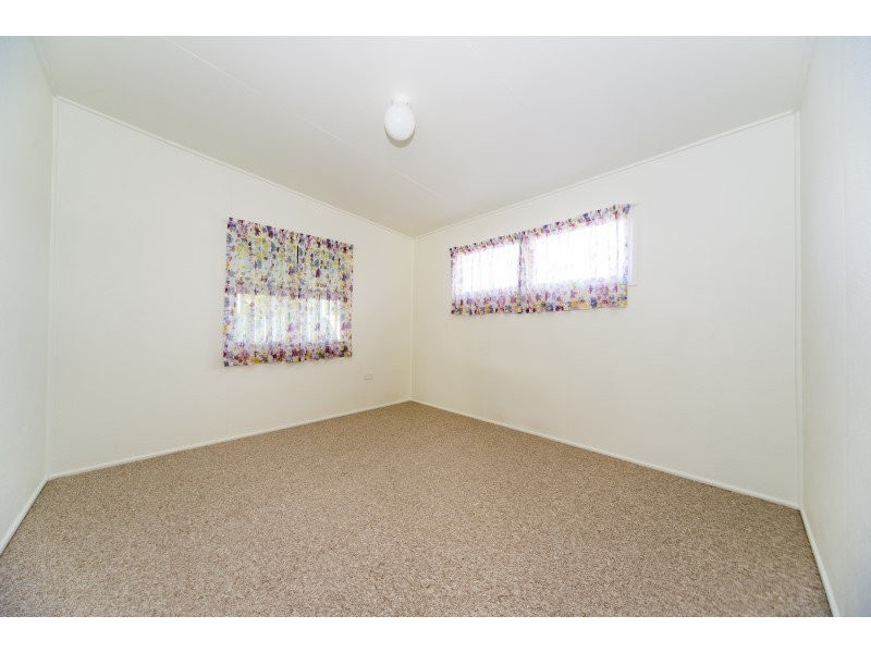 15 Nemara Street, Biggera Waters QLD 4216