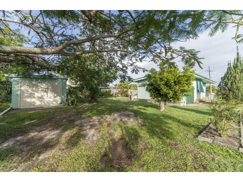 15 Nemara Street, Biggera Waters QLD 4216