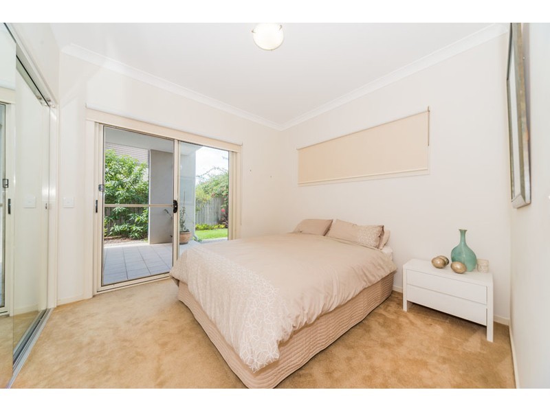 10 Cova Boulevard, Hope Island QLD 4212