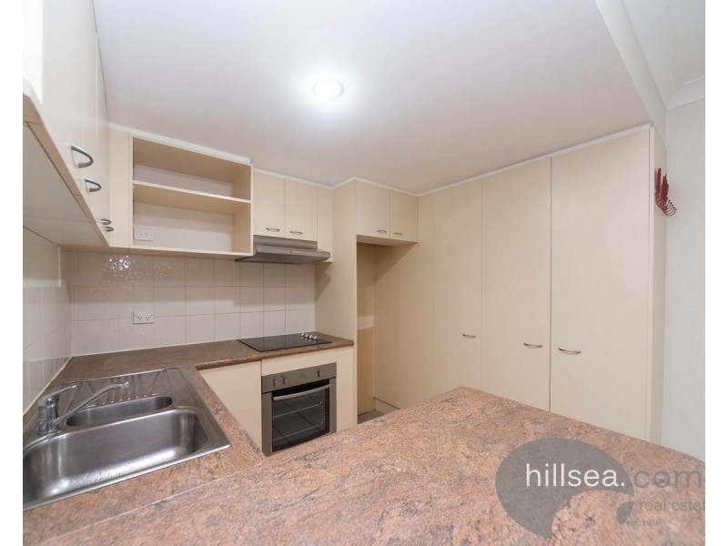 4/30 Government Road, Labrador QLD 4215
