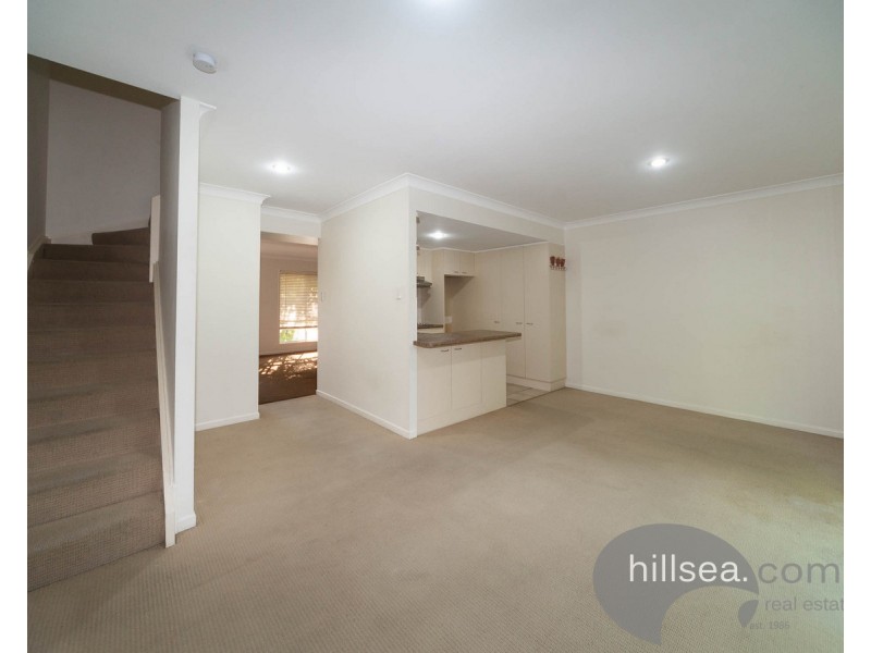 4/30 Government Road, Labrador QLD 4215