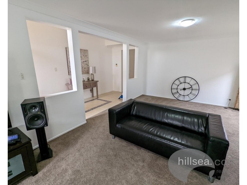 13 Breakspear Road, Molendinar QLD 4214