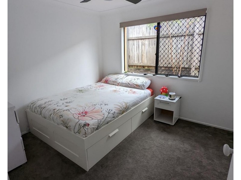 13 Breakspear Road, Molendinar QLD 4214