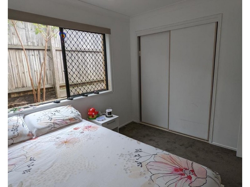 13 Breakspear Road, Molendinar QLD 4214