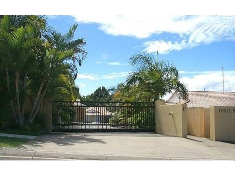 9/17 McMillan Street, Labrador QLD 4215