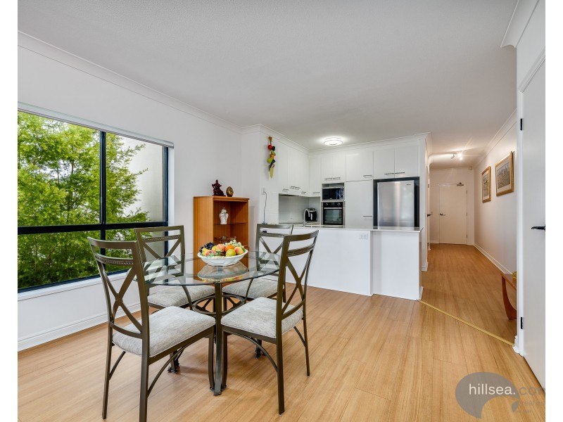 7006 Phoenix Palms Drive, Hope Island QLD 4212