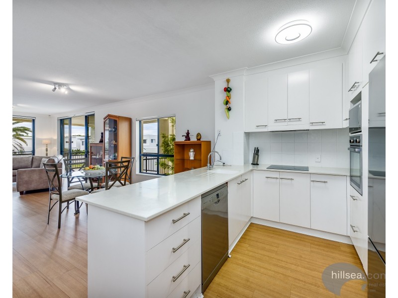 7006 Phoenix Palms Drive, Hope Island QLD 4212