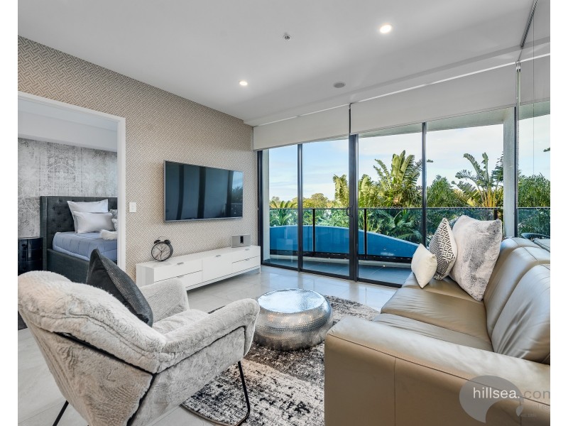 5207/5 Harbour Side Court, Biggera Waters QLD 4216