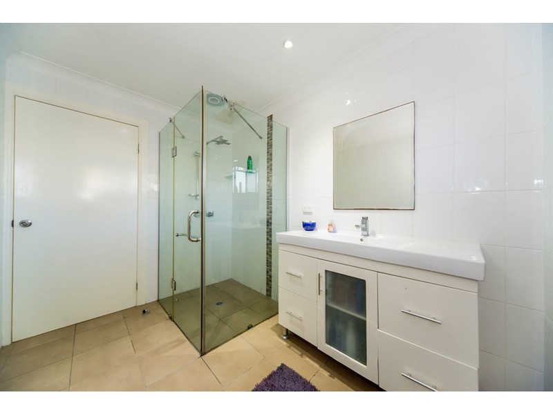 60 Markham Avenue, Runaway Bay QLD 4216