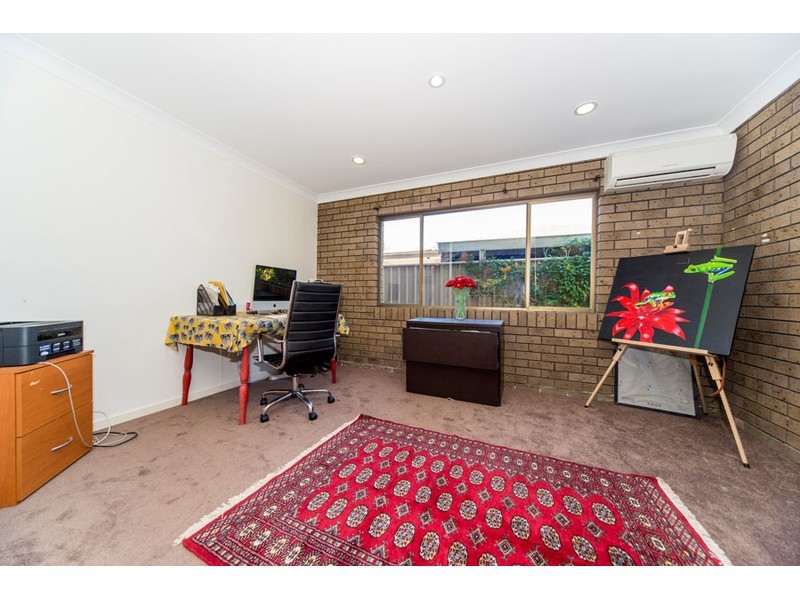 60 Markham Avenue, Runaway Bay QLD 4216