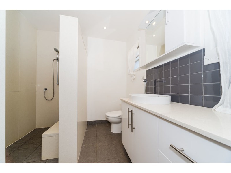 31 Turana Street, Coombabah QLD 4216