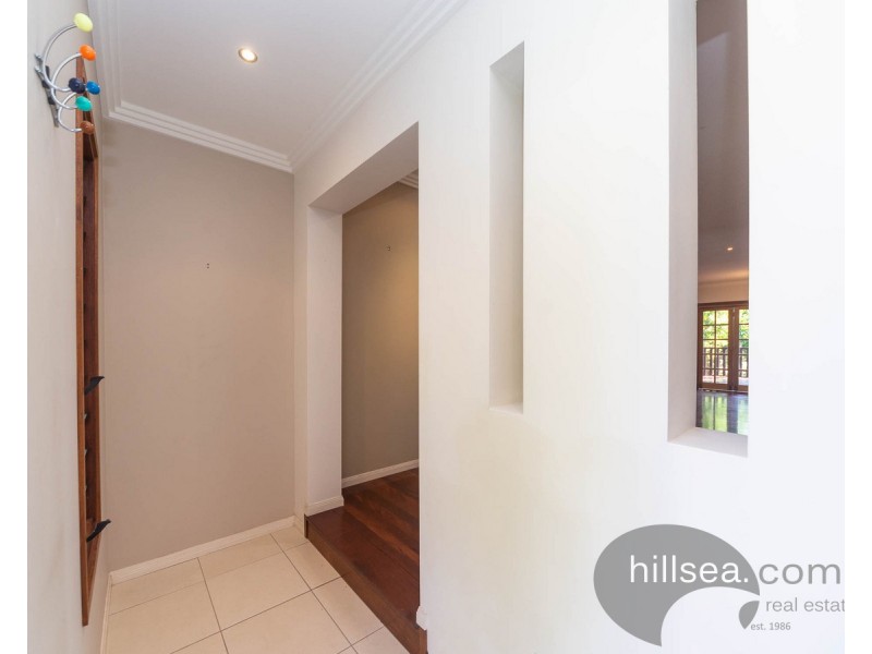 14 Billington Street, Labrador QLD 4215