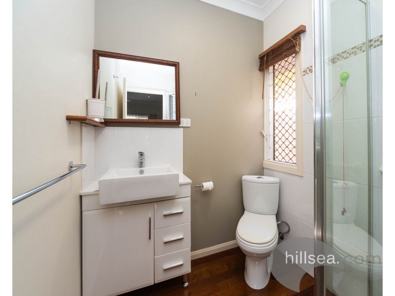 14 Billington Street, Labrador QLD 4215