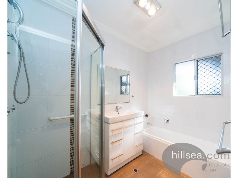 14 Billington Street, Labrador QLD 4215