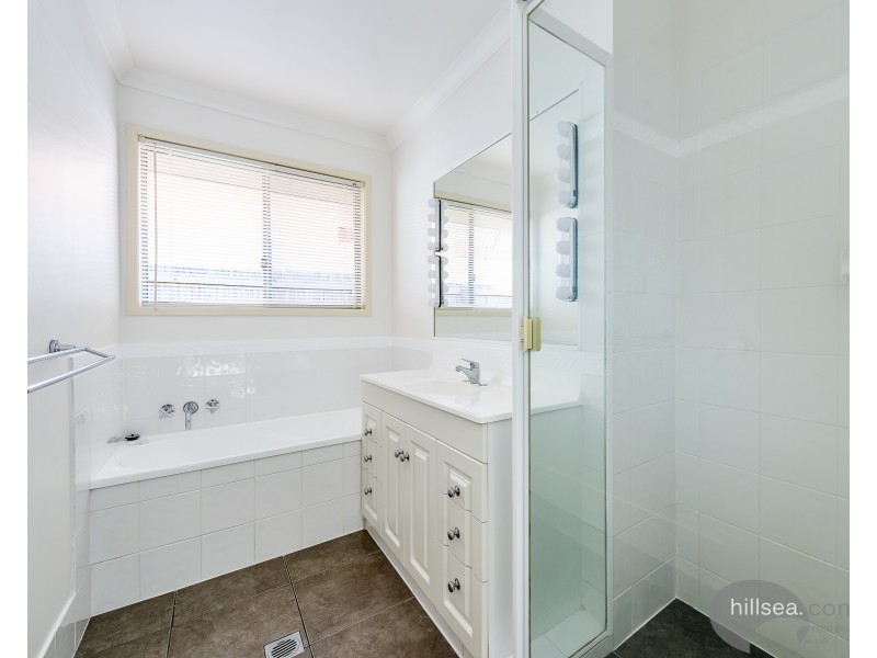 4 Sidney Nolan Drive, Coombabah QLD 4216