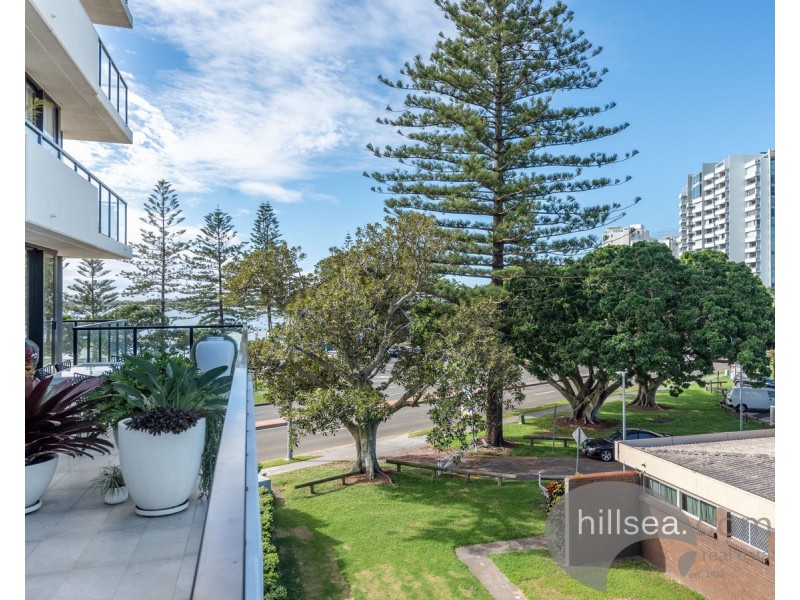 304/372 Marine Parade, Labrador QLD 4215