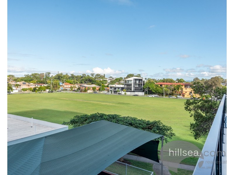 304/372 Marine Parade, Labrador QLD 4215