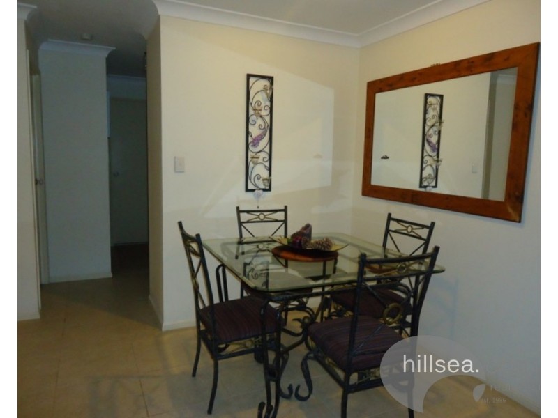 2/25 Kenny Drive, Labrador QLD 4215