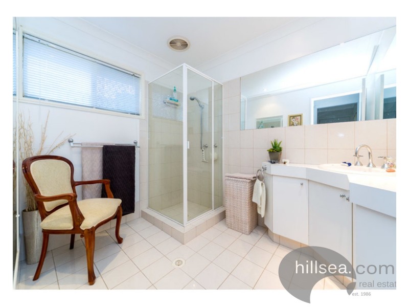 6 Martin Place, Helensvale QLD 4212