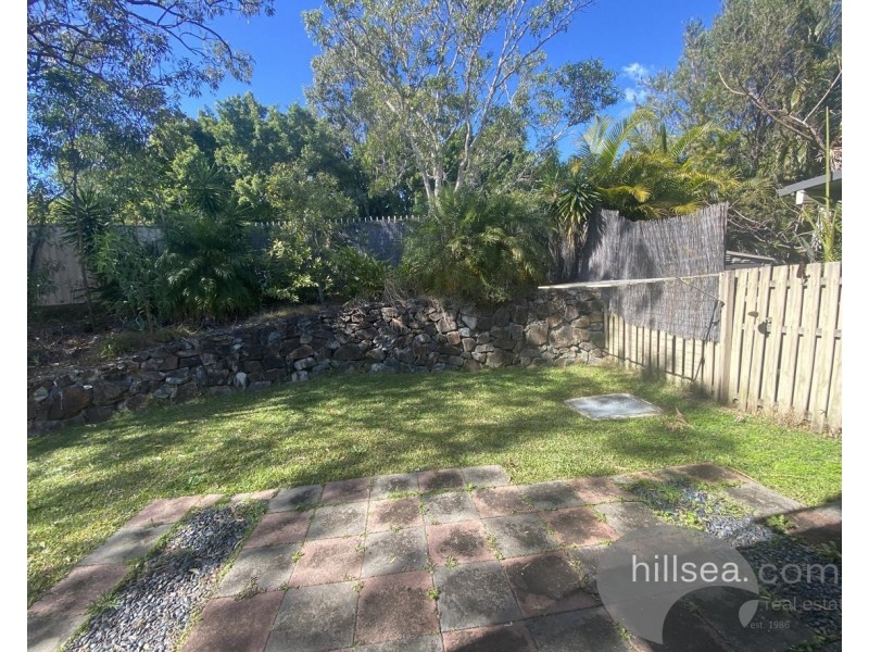 2/107 Greenacre  Drive, Parkwood QLD 4214