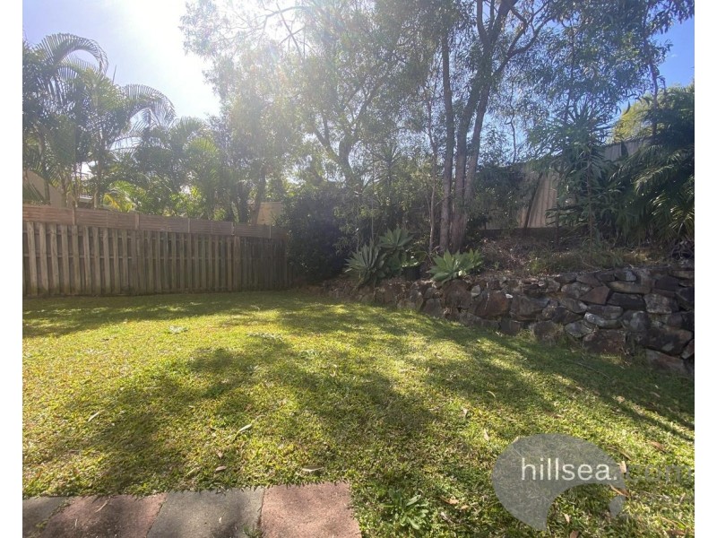 2/107 Greenacre  Drive, Parkwood QLD 4214