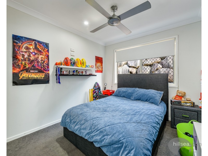 10 Southern Lights Drive, Pimpama QLD 4209