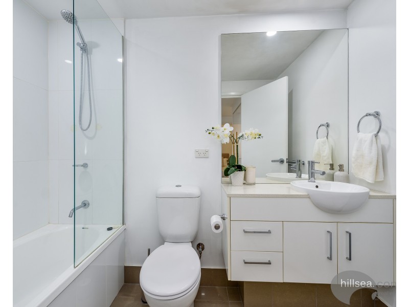 307/3 Compass Drive, Biggera Waters QLD 4216