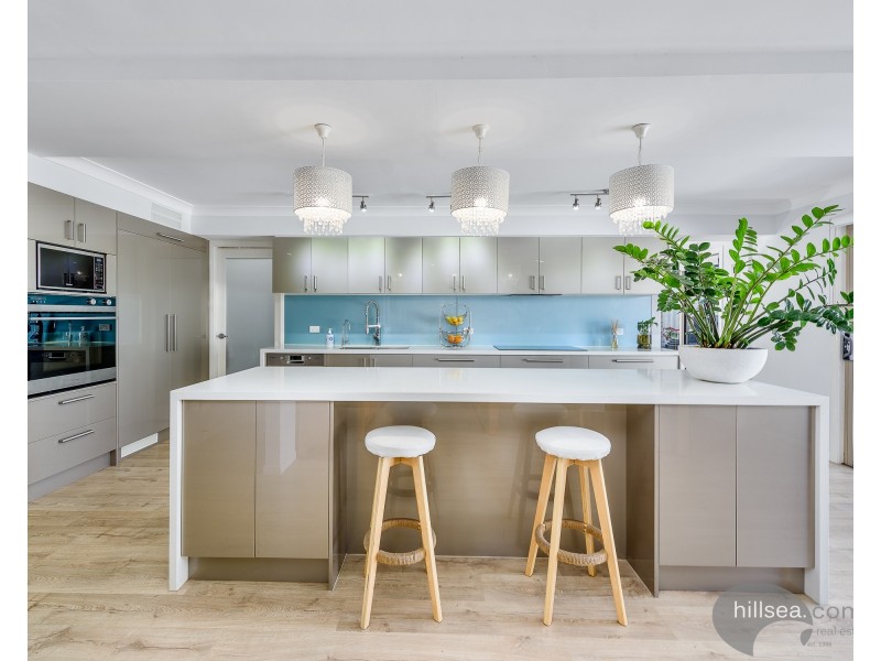 485 Pine Ridge Road, Runaway Bay QLD 4216